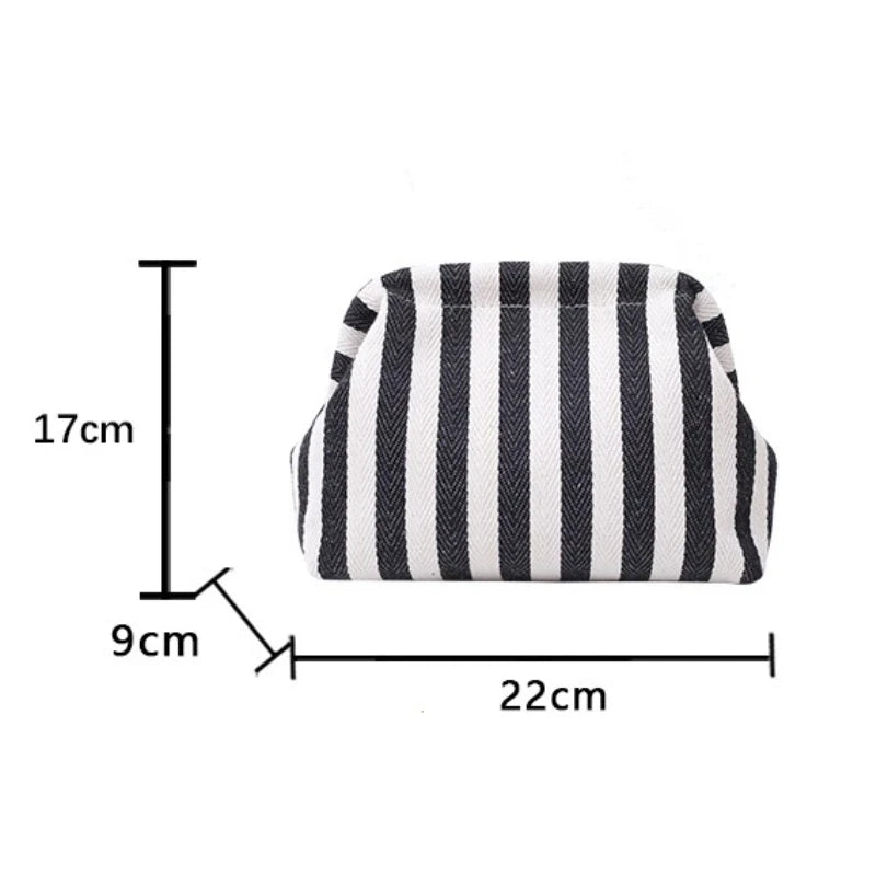 The Lila Woven Clutch